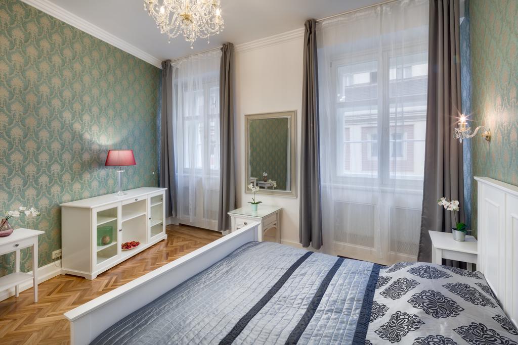Smetanovo Nabrezi - Riverview Old Town Apartament