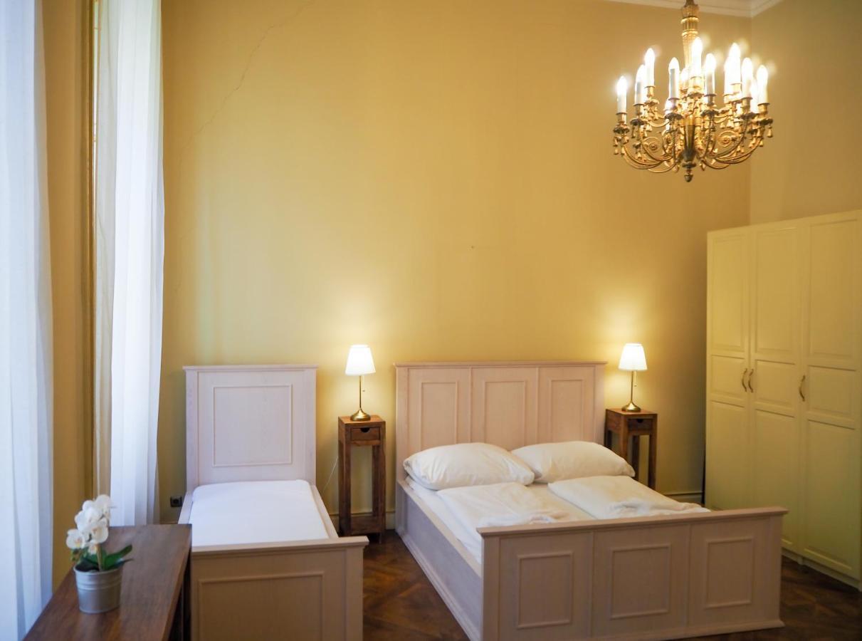 Smetanovo Nabrezi - Riverview Old Town Prag